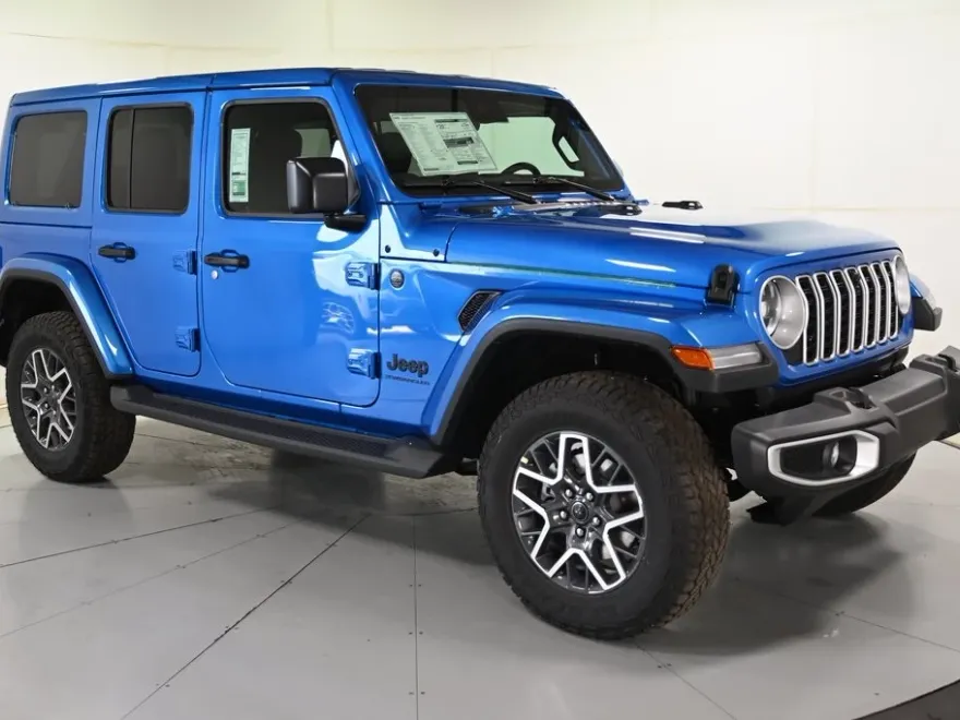 2025 Jeep Wrangler Sahara photo 1
