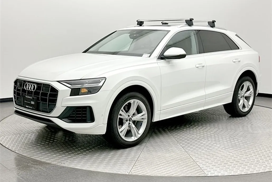 2022 Audi Q8 55 Premium Plus photo 1