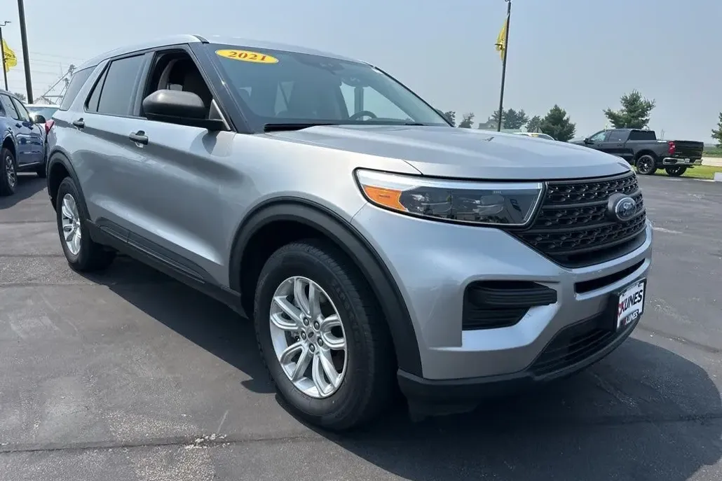 2021 Ford Explorer Base photo 1