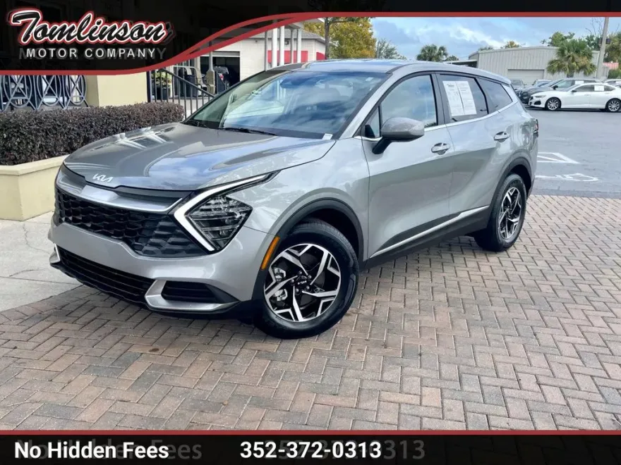 2025 Kia Sportage LX photo 1
