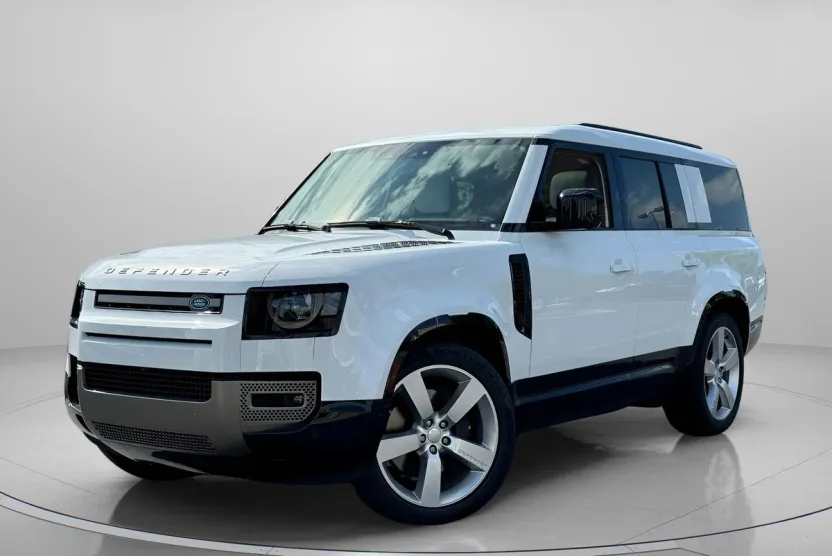 2025 Land Rover Defender 130 X-Dynamic SE photo 1