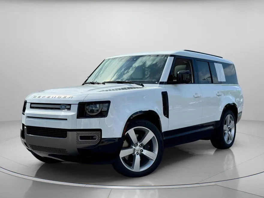 2025 Land Rover Defender 130 X-Dynamic SE photo 1