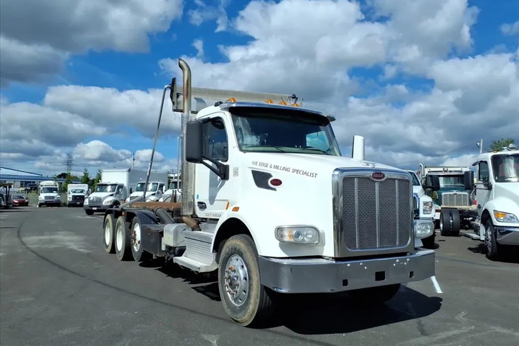 2019 Peterbilt 567 photo 1