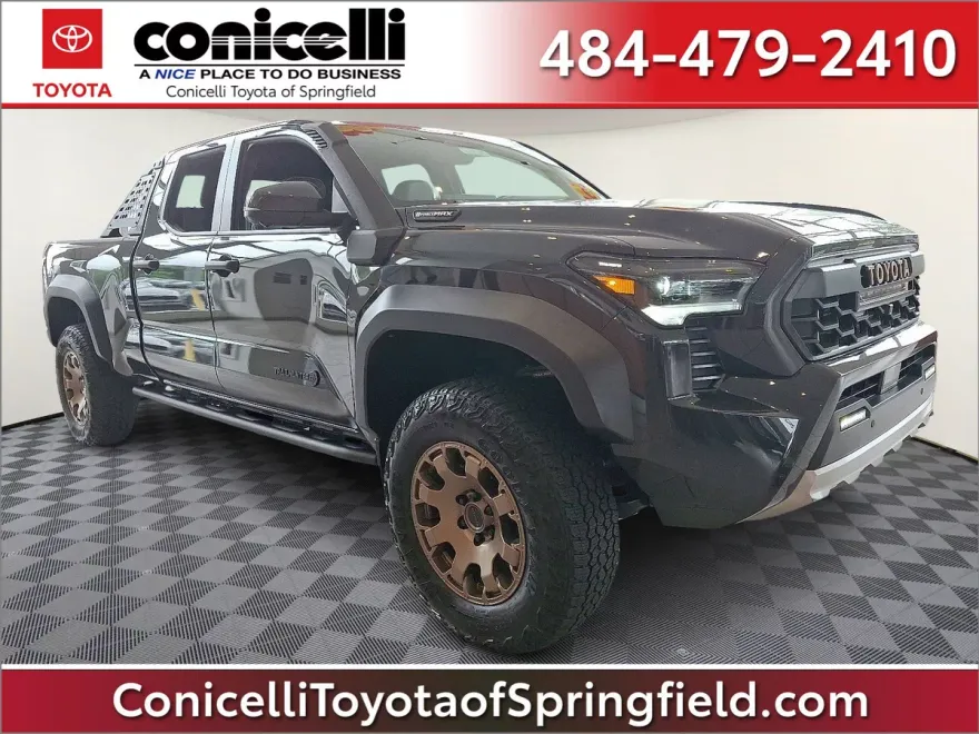 2024 Toyota Tacoma Trailhunter 4x4 photo 1