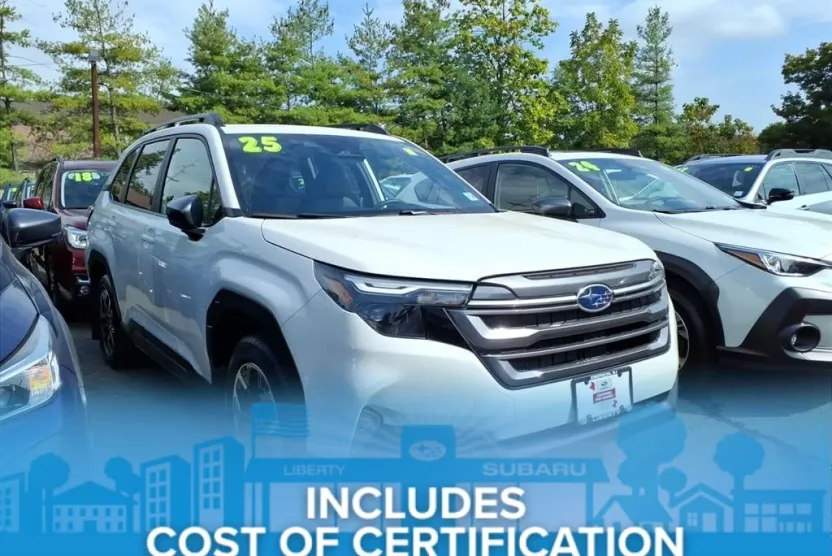 2025 Subaru Forester Premium photo 1