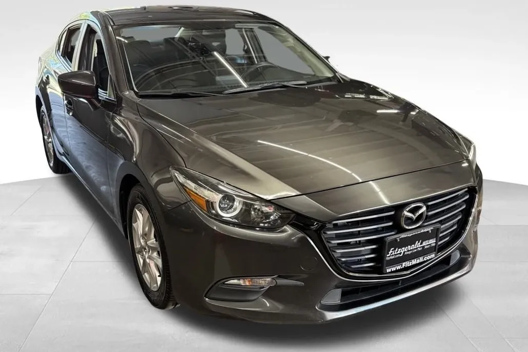 2018 Mazda Mazda3 Sport Sedan photo 1
