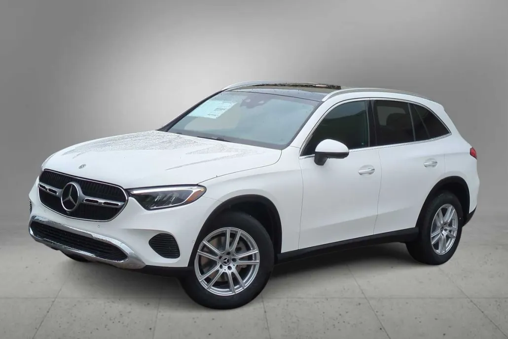 2025 Mercedes Benz GLC 300 4MATIC photo 1