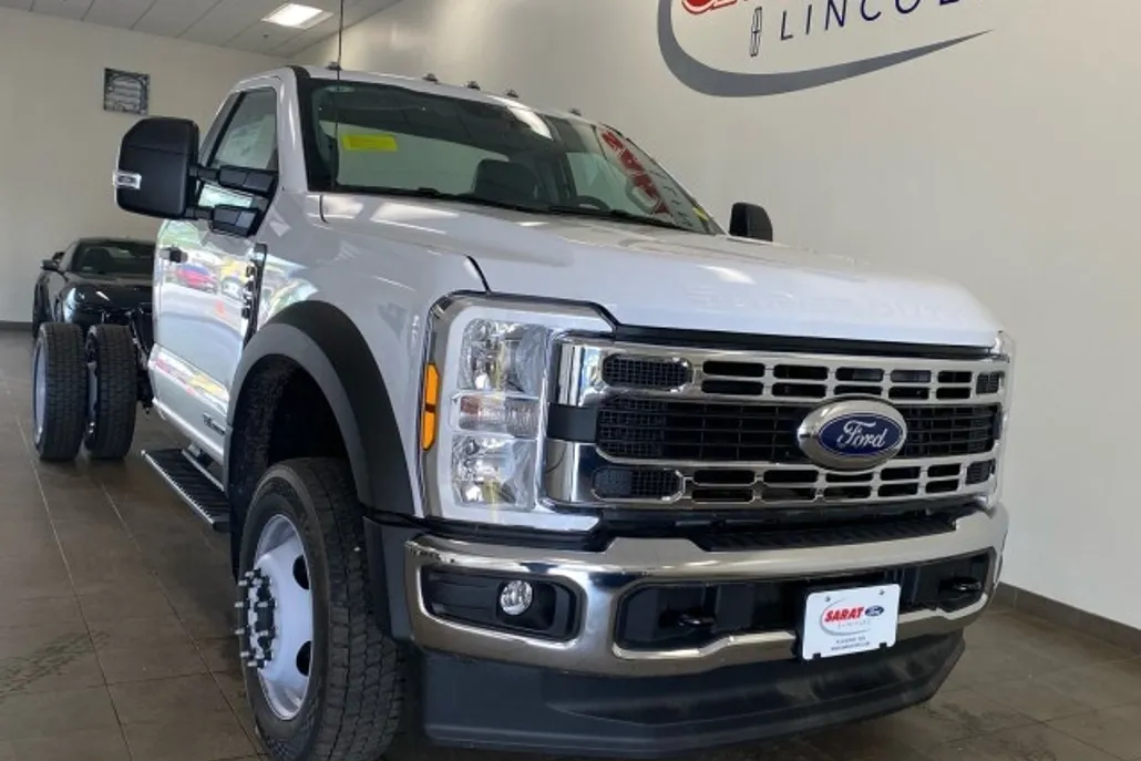 2024 Ford F-450 XL photo 1