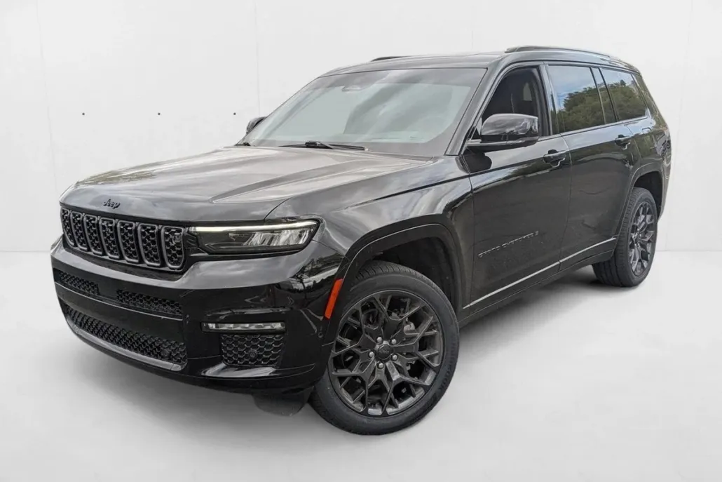 2023 Jeep Grand Cherokee L Summit Reserve photo 1