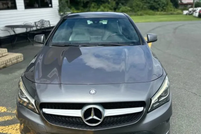 2017 Mercedes Benz CLA 250 4MATIC photo 1