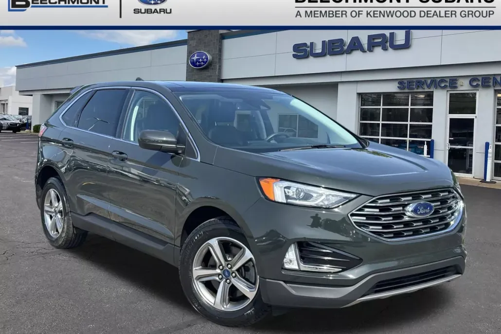 2022 Ford Edge SEL photo 1
