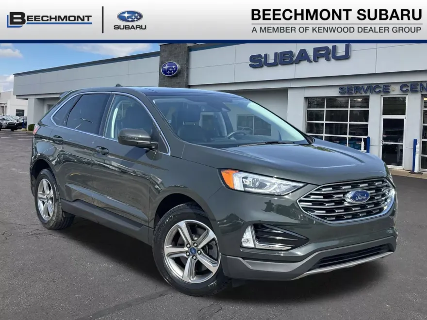 2022 Ford Edge SEL photo 1