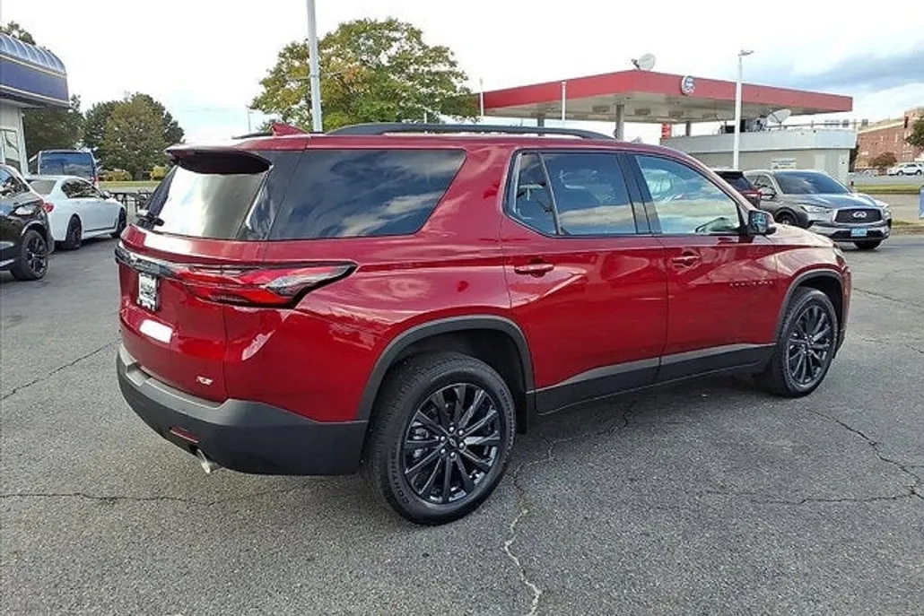 2023 Chevrolet Traverse RS photo 1