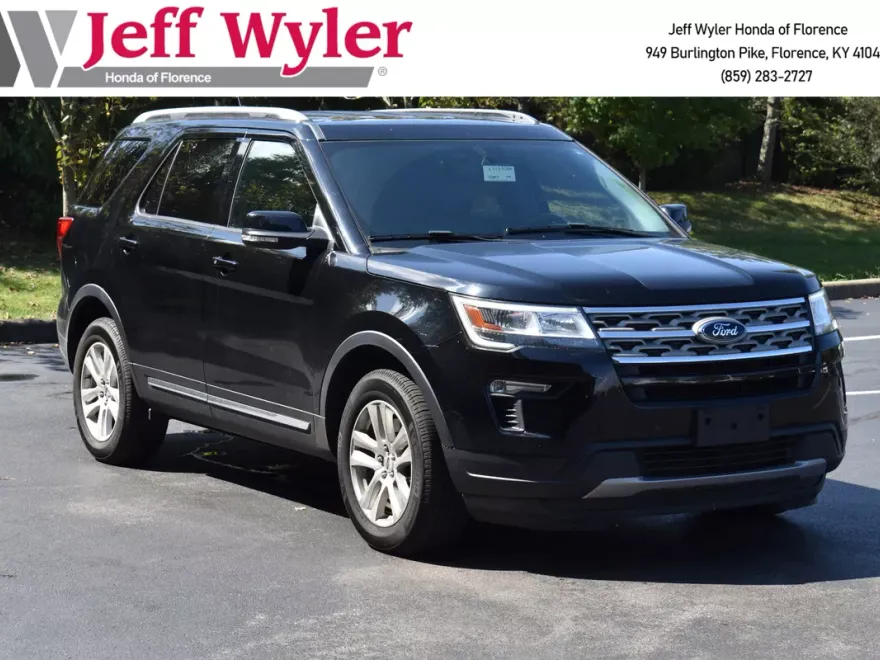 2018 Ford Explorer XLT photo 1