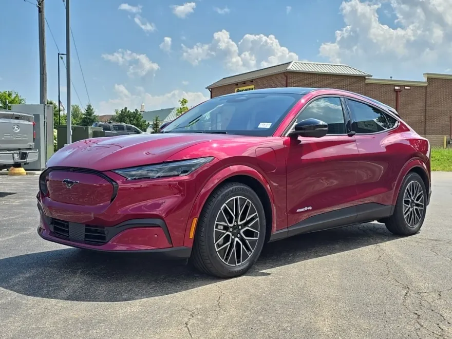 2025 Ford Mustang Mach-E Premium photo 1