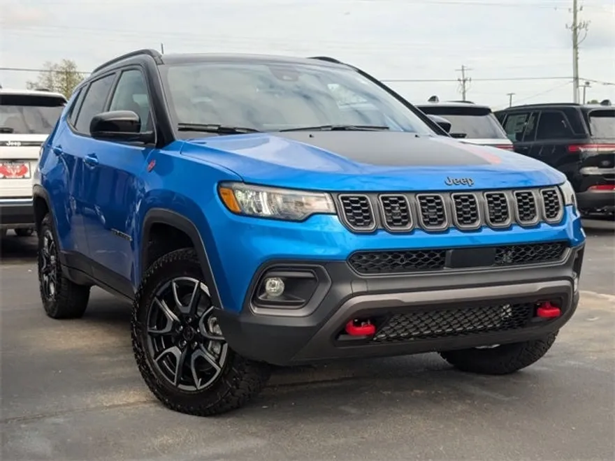 2026 Jeep Compass Trailhawk photo 1