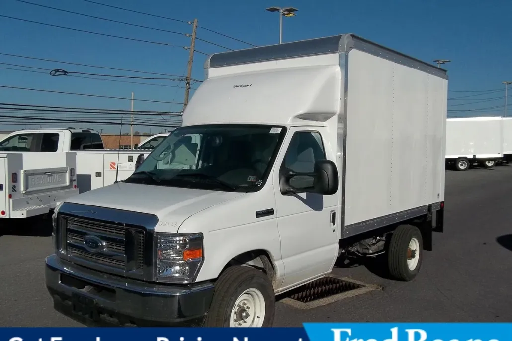 2025 Ford E-350 Base photo 1