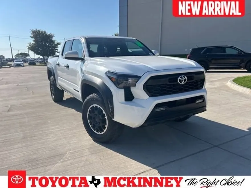 2024 Toyota Tacoma TRD Off-Road photo 1