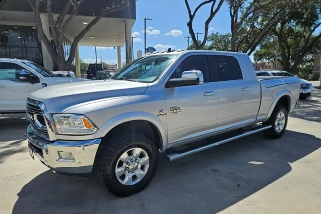 2017 Ram 2500 Longhorn photo 1