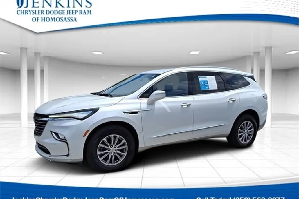 2023 Buick Enclave Essence photo 1
