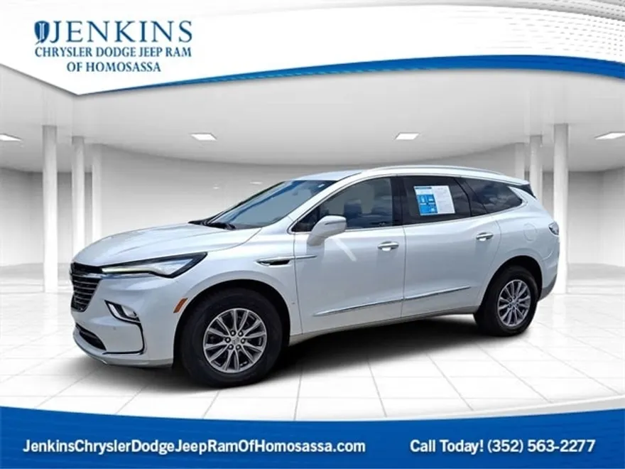 2023 Buick Enclave Essence photo 1