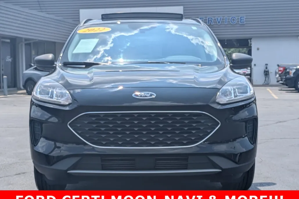 2022 Ford Escape SE photo 1