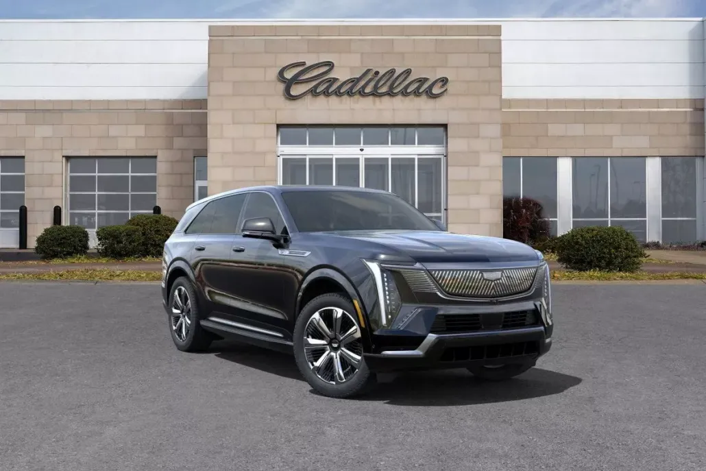 2025 Cadillac Escalade IQ Luxury photo 1