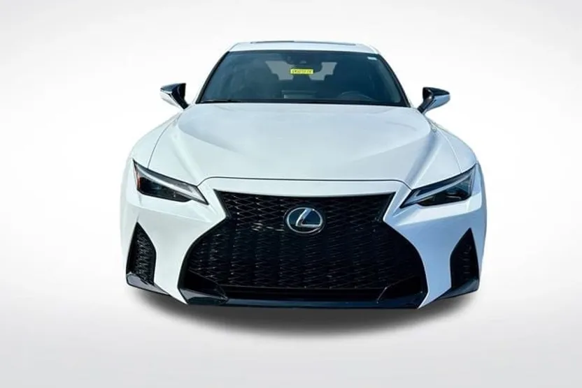 2022 Lexus IS 350 F SPORT photo 1