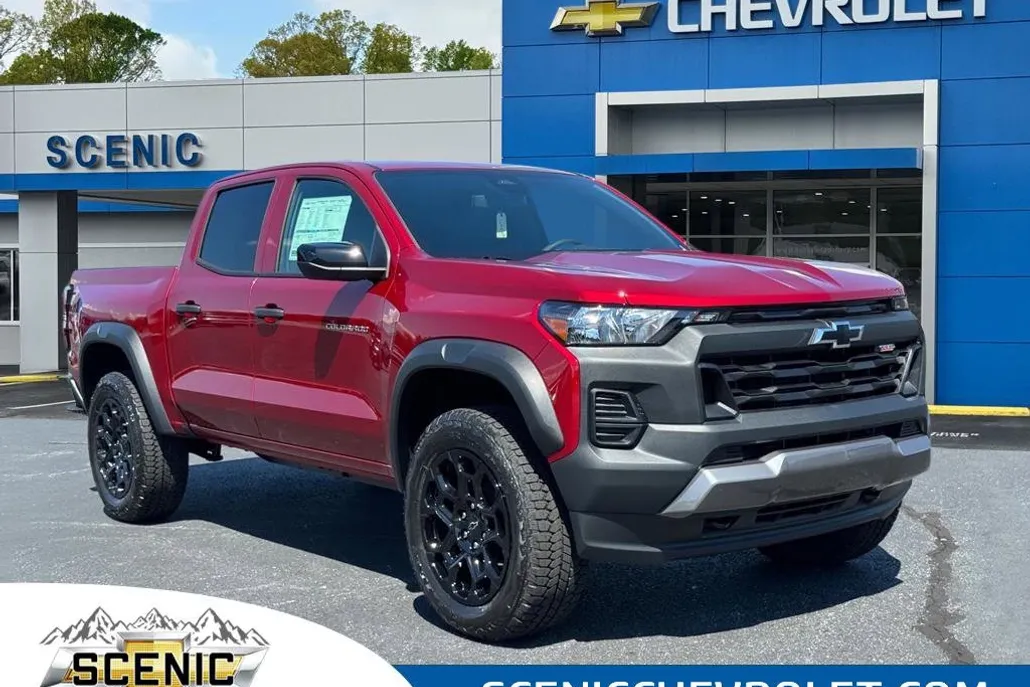 2026 Chevrolet Colorado Trail Boss photo 1