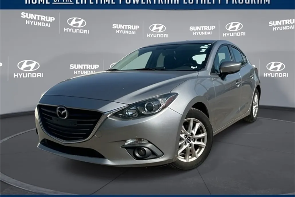 2015 Mazda Mazda3 Touring photo 1