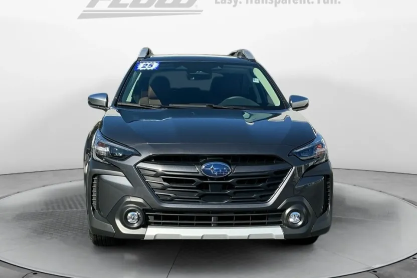 2025 Subaru Outback Touring XT photo 1