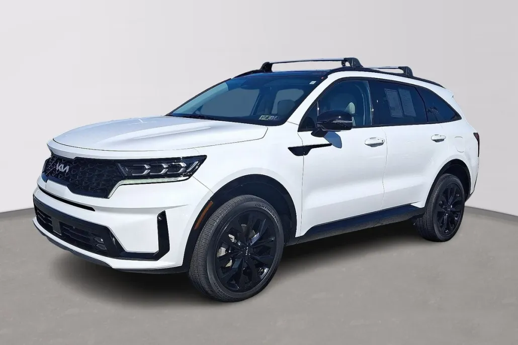 2022 Kia Sorento SX photo 1