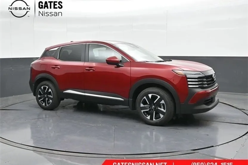 2025 Nissan Kicks SV photo 1