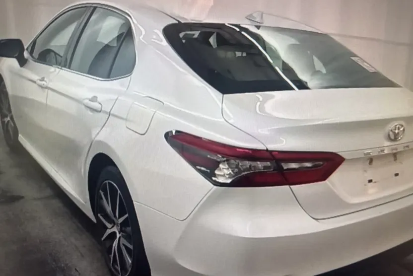 2024 Toyota Camry XLE photo 1