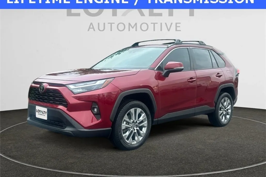 2023 Toyota RAV4 XLE Premium photo 1