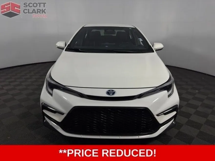 2025 Toyota Corolla Hybrid photo 1
