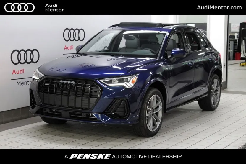 2025 Audi Q3 S line Premium photo 1
