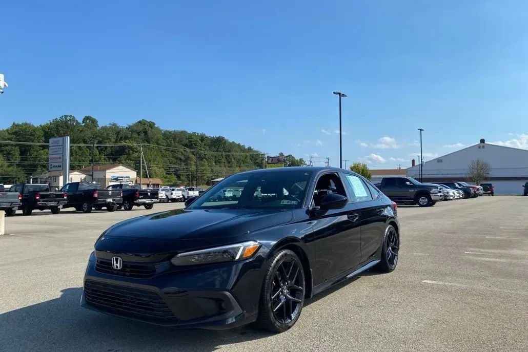 2023 Honda Civic Sport photo 1
