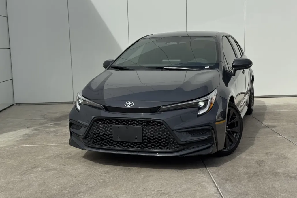 2024 Toyota Corolla SE photo 1
