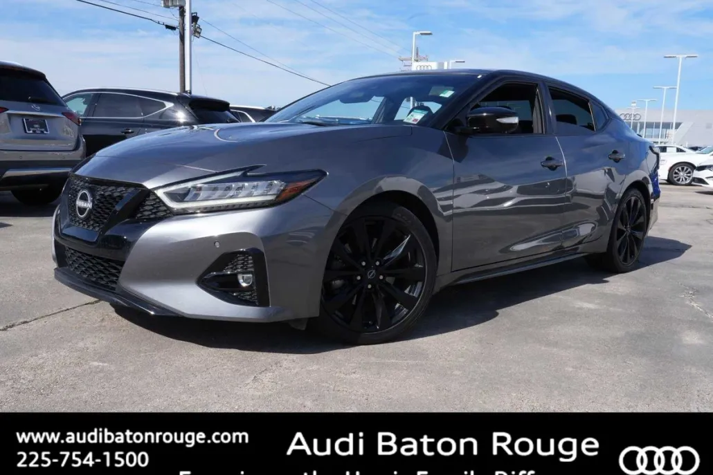 2023 Nissan Maxima SR photo 1