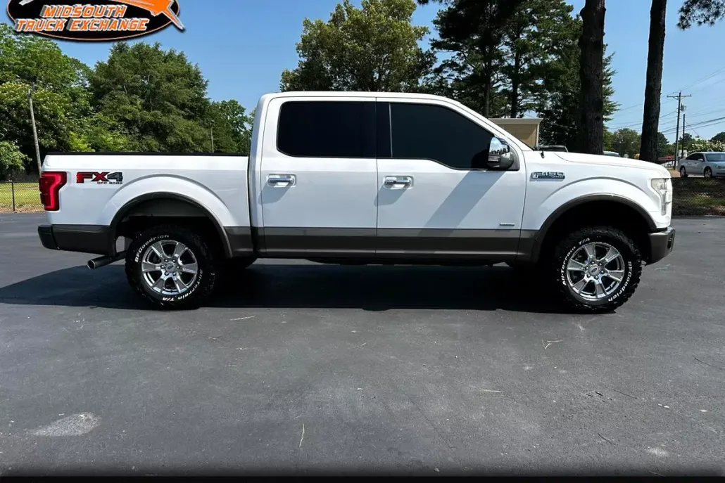 2016 Ford F-150 Lariat photo 1