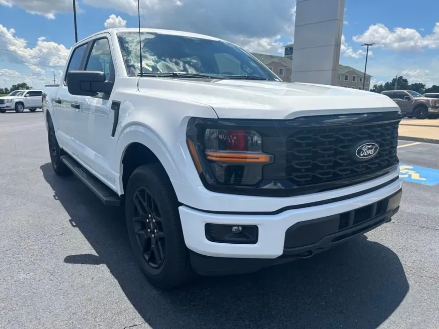 2025 Ford F-150 STX photo 1