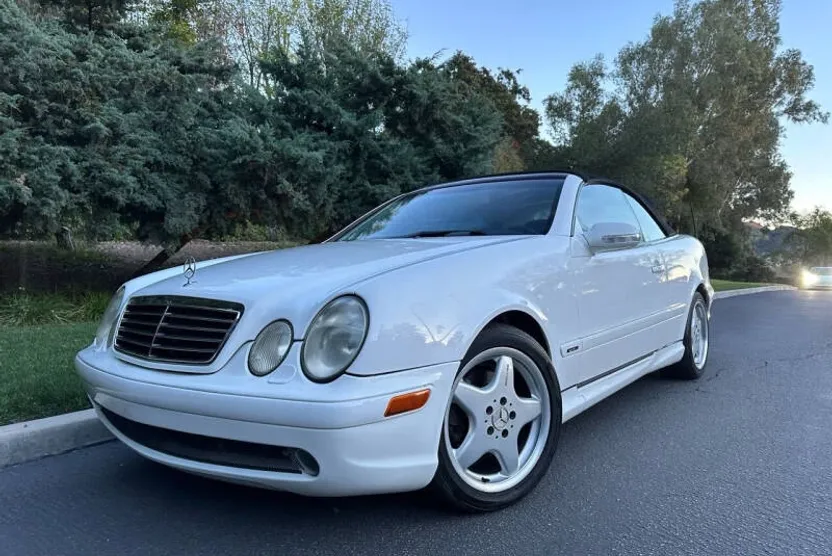 2003 Mercedes Benz CLK 320 photo 1
