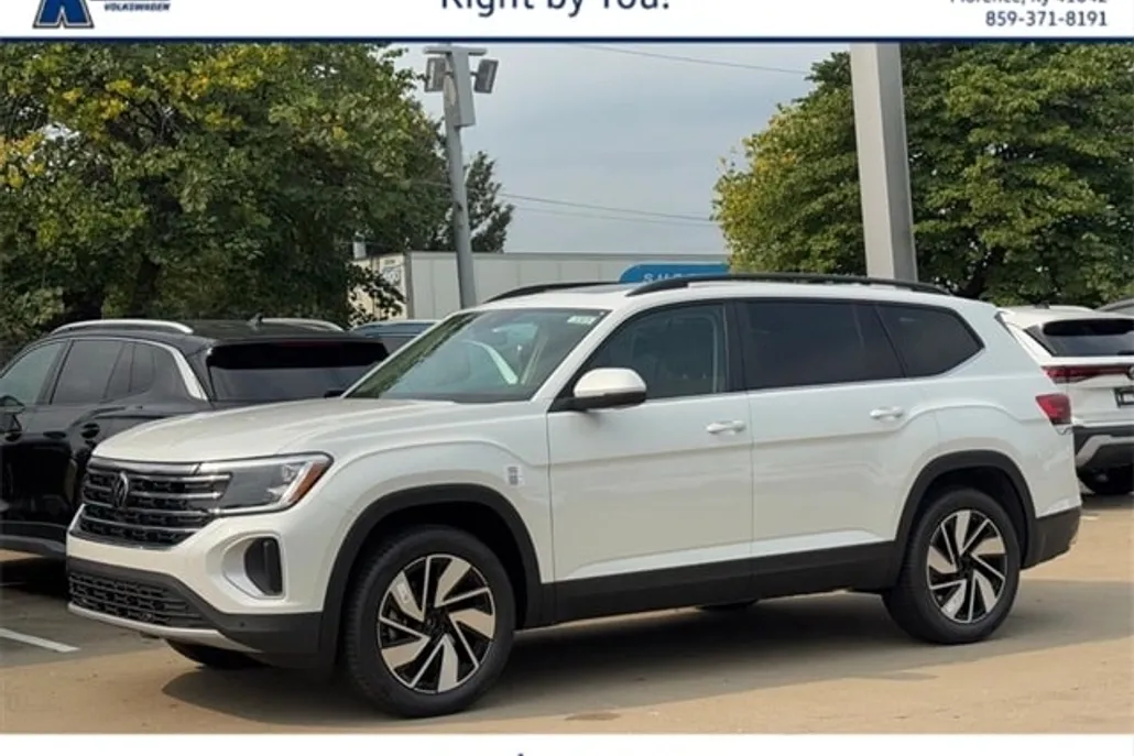 2026 Volkswagen Atlas SE Technology photo 1