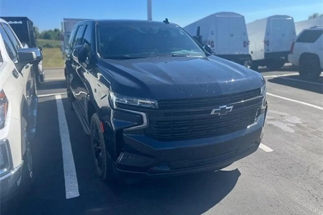 2023 Chevrolet Tahoe RST photo 1