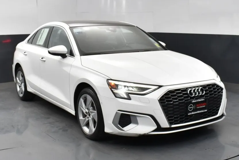 2023 Audi A3 40 Premium photo 1