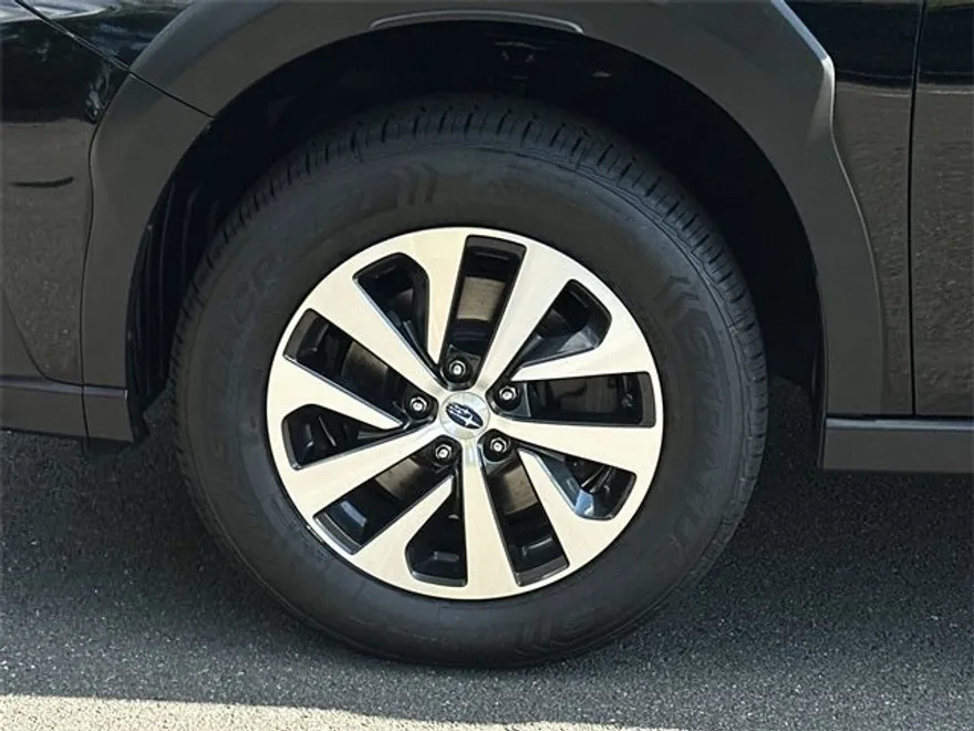 2024 Subaru Outback Premium photo 1