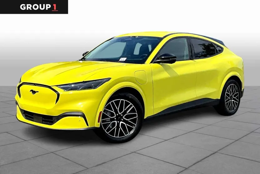 2025 Ford Mustang Mach-E Premium photo 1