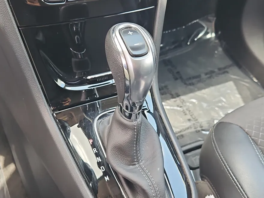 2021 Buick Encore Preferred photo 1