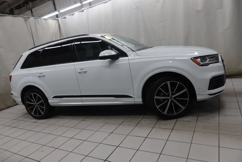 2022 Audi Q7 Premium Plus photo 1